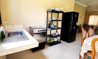 Jardín en renta en Umán, Yuc con piscina y casita de campo.