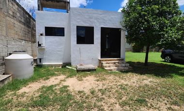 Jardín en renta en Umán, Yuc con piscina y casita de campo.