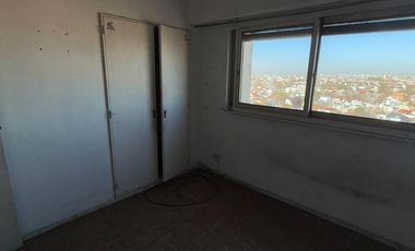 Departamento 4 ambientes para refaccionar en venta