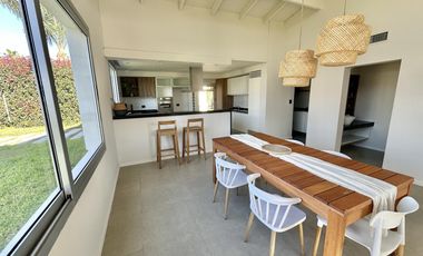 VENTA Casa en Miraflores, Funes Hills