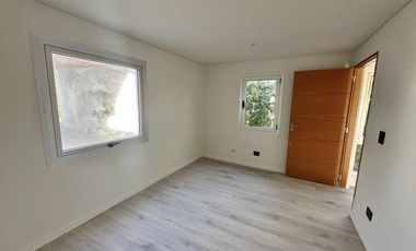 VENTA Casa en Miraflores, Funes Hills