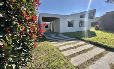 VENTA Casa en Miraflores, Funes Hills