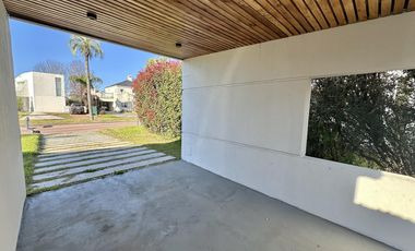 VENTA Casa en Miraflores, Funes Hills