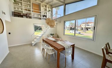 VENTA Casa en Miraflores, Funes Hills