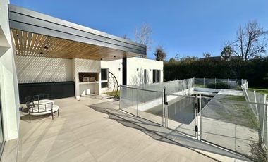 VENTA Casa en Miraflores, Funes Hills