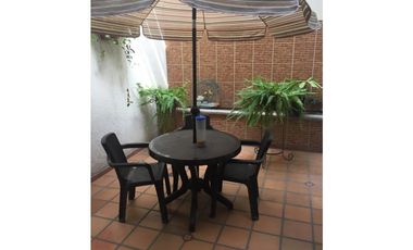 Venta de casa cerca del mar en Santa Marta.