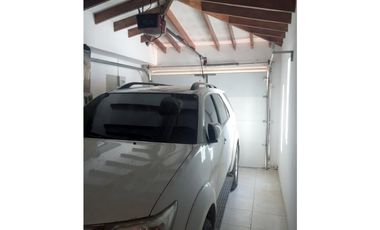 Venta de casa cerca del mar en Santa Marta.