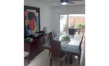 Venta de casa cerca del mar en Santa Marta.