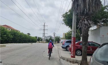 Alquilo local en Barranquilla