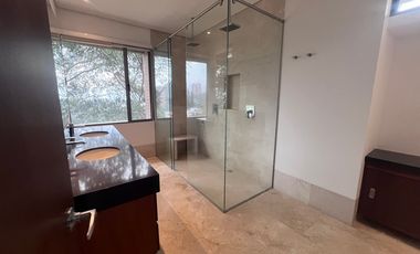 APARTAMENTO EN ARRIENDO UBICADO EN EL POBLADO SECTOR LAS PALMAS