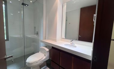 APARTAMENTO EN ARRIENDO UBICADO EN EL POBLADO SECTOR LAS PALMAS