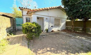 Casa en venta mármol, Almirante Brown