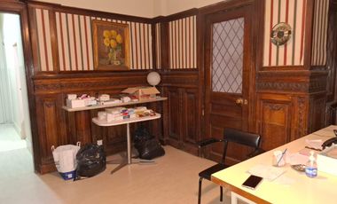 VENTA Propiedad para uso profesional o inversión. Consultorios / oficinas