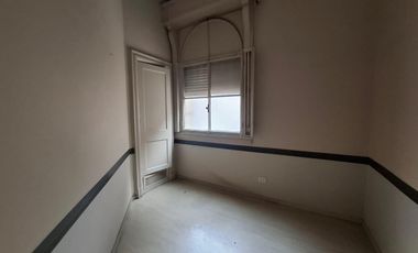 VENTA Propiedad para uso profesional o inversión. Consultorios / oficinas