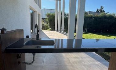 APTA CREDITO Casa - Fincas de Iraola II