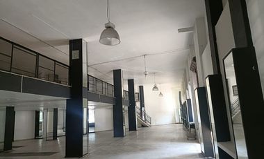 BAJA DE PRECIO:   ESTUPENDO Y MUY AMPLIO LOCAL EN RENTA EN CHIMALISTAC