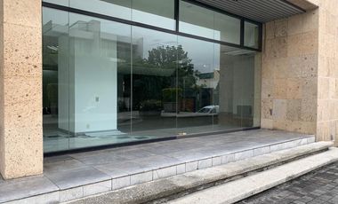 Estupendo Local Comercial en Renta