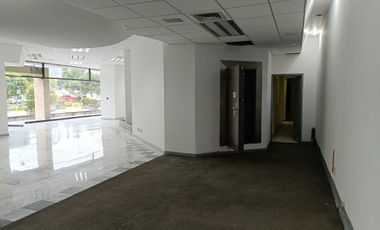 Estupendo Local Comercial en Renta