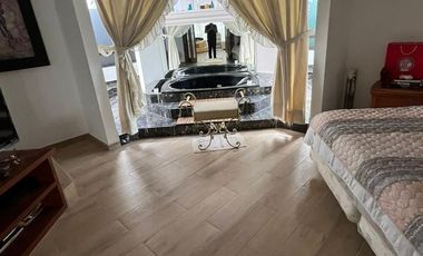 Residencia en Venta en Jardines de la Montaña