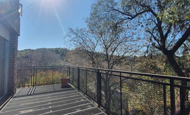 SE VENDE casa en Villa Santa Cruz del Lago! Barrio con seguridad!!!