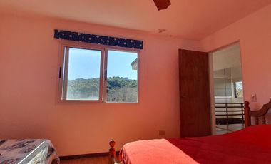 SE VENDE casa en Villa Santa Cruz del Lago! Barrio con seguridad!!!