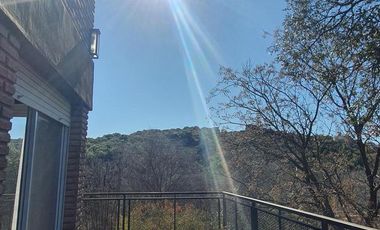 SE VENDE casa en Villa Santa Cruz del Lago! Barrio con seguridad!!!