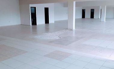 RENTA LOCAL PLANTA BAJA EN AVE MERIDA 2000