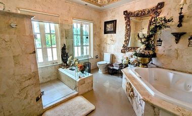 VENTA CASA VERSALLES MERIDA