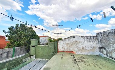 VENTA CASA C/GALPON 3 AMB 277 M2  COCHERA JARDÍN VALENTIN ALSINA