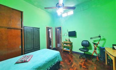 VENTA CASA C/GALPON 3 AMB 277 M2  COCHERA JARDÍN VALENTIN ALSINA