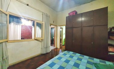 VENTA CASA C/GALPON 3 AMB 277 M2  COCHERA JARDÍN VALENTIN ALSINA