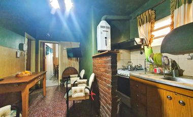 VENTA CASA C/GALPON 3 AMB 277 M2  COCHERA JARDÍN VALENTIN ALSINA