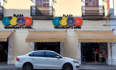 VENTA DE PLAZA COMERCIAL