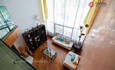 Casa en Venta o Renta en El Palomar de Lujo en privada de 4 casas en el Sur .