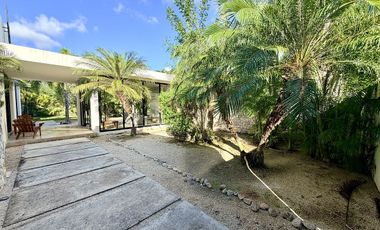 CASA EN VENTA  UNA SOLA PLANTA Terreno de 1,000 m² Dzidzilché