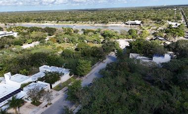 CASA EN VENTA  UNA SOLA PLANTA Terreno de 1,000 m² Dzidzilché