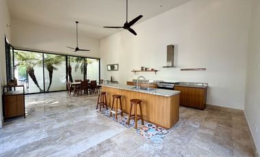 CASA EN VENTA  UNA SOLA PLANTA Terreno de 1,000 m² Dzidzilché