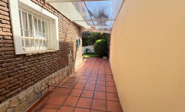 Casa 3 ambientes con garage apta credito