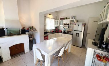 Casa 3 ambientes con garage apta credito
