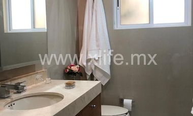 VENTA  CASA TIPO TOWN HOUSE, LOMAS DE CHAPULTEPEC