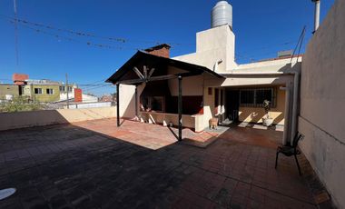 Departamento y Local Comercial en Gorriti