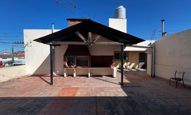 Departamento y Local Comercial en Gorriti