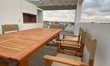 Departamento tres ambientes cochera a la venta en Dominico