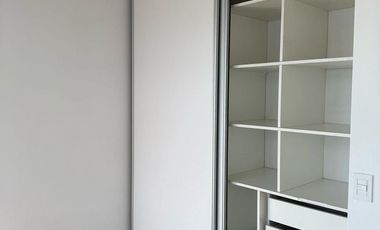 Departamento tres ambientes cochera a la venta en Dominico