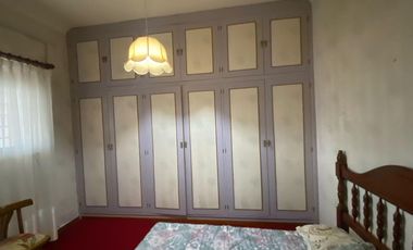 CAS A EN VENTA UNA CUADRA DEL MAR EN CENTRO DE MAR DE AJO