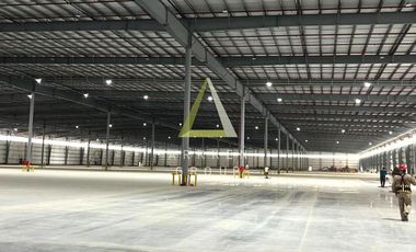 Nave logistica en alquiler en Parque Industrial Pilar