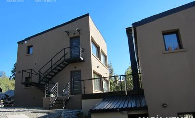 Departamento en alquiler permanente con vista al lago, km 5 a metros de Av Bustillo