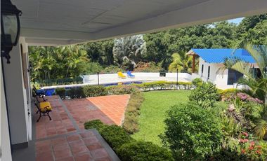 VILLETA, CASA CAMPESTRE EN VENTA