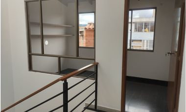 VENDO CASA CAJICA (EMN)
