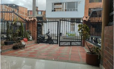 VENDO CASA CAJICA (EMN)